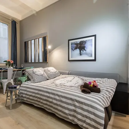 Apartamento Place Vieille - Duplex, Type Loft, 8 Personnes, Calme, Vieux-nice